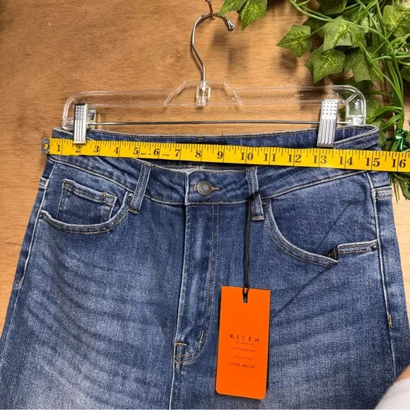 Risen High-Waist Frayed Hem Ankle Flare - Picture 6 of 10